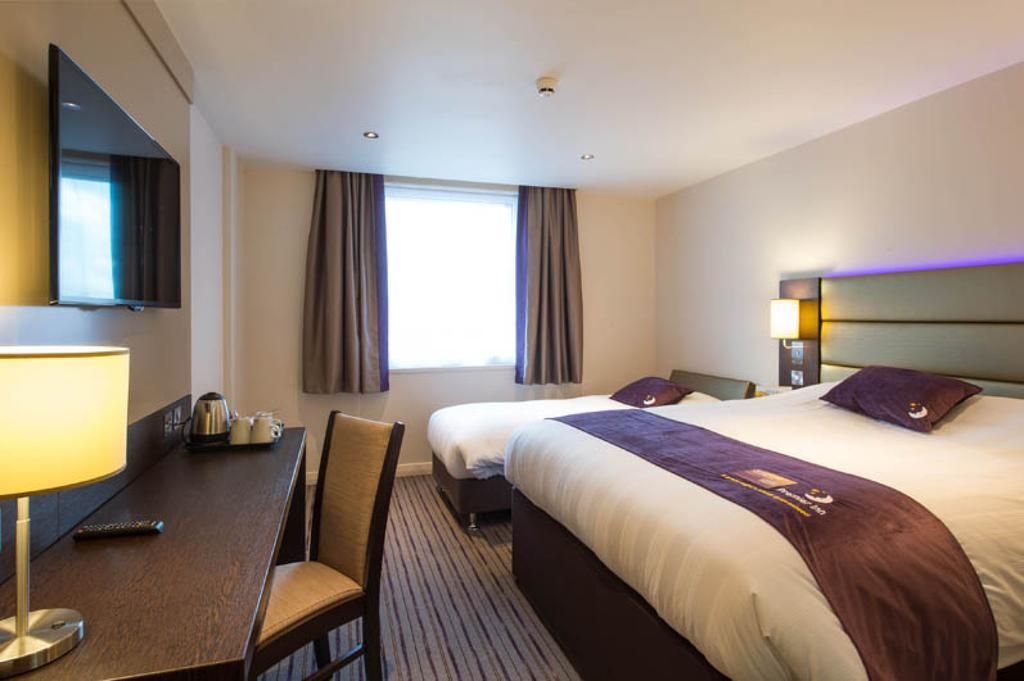 Premier Inn Barrow In Furness Zewnętrze zdjęcie